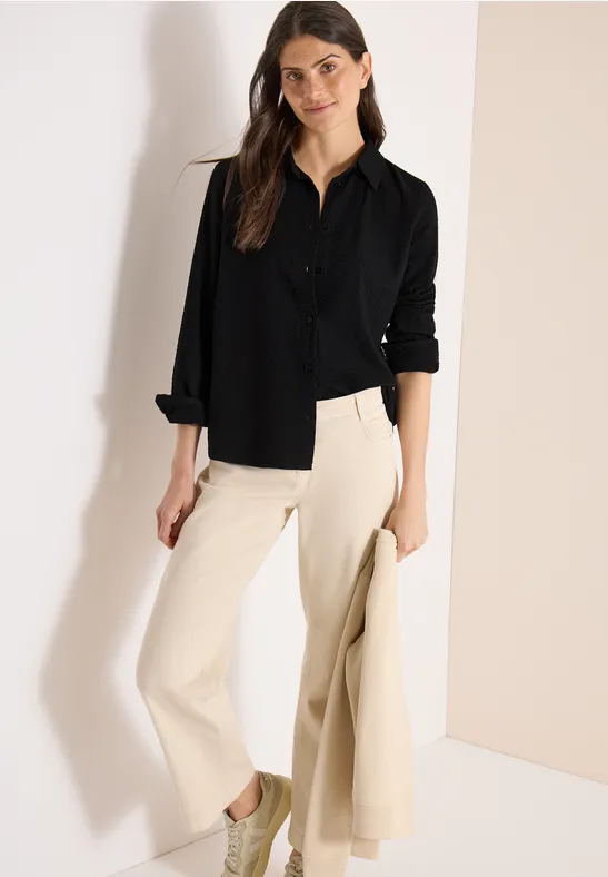Strukturierte Seersucker-Bluse mit Knopfleiste