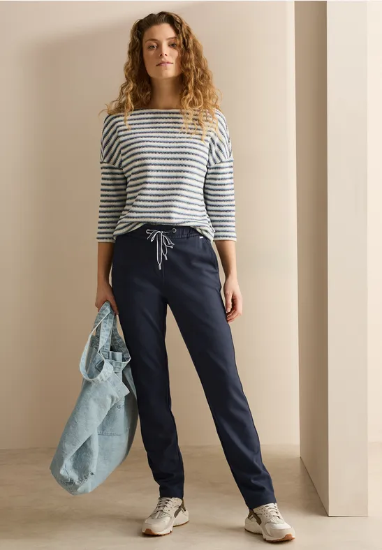 Strukturierte Slim-Fit Freizeithose