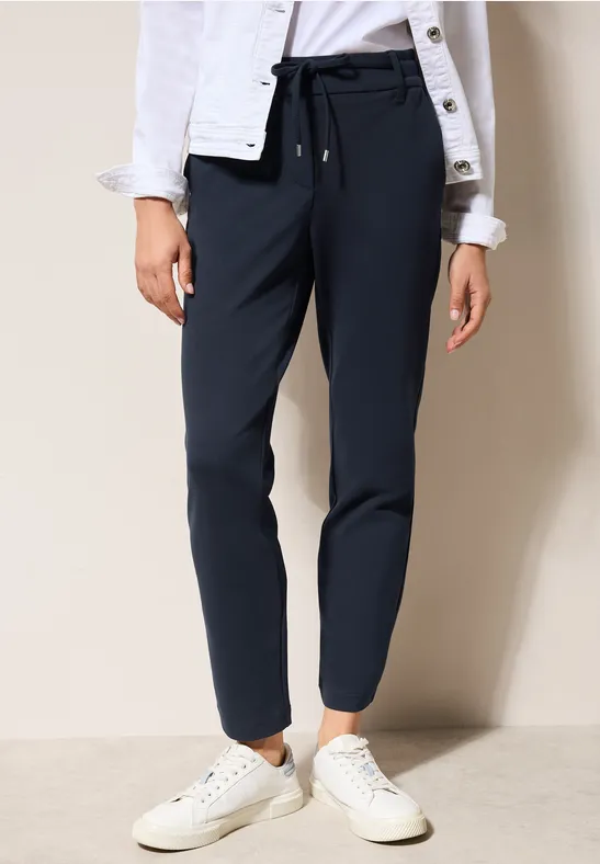 Strukturierte Slim-Fit Freizeithose