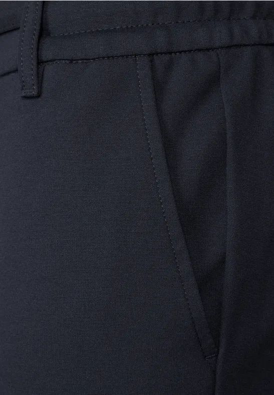 Strukturierte Slim-Fit Freizeithose