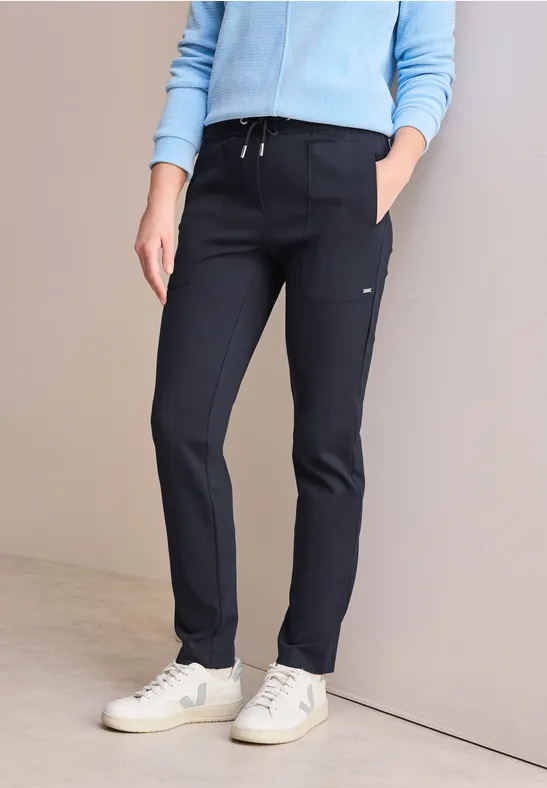 Strukturierte Slim-Fit Freizeithose
