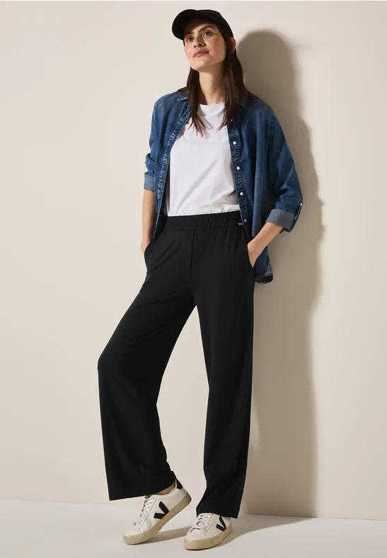 High-Waist-Hose mit weitem Bein