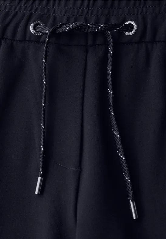 Hose mit schmalem Bein und Tunnelzug