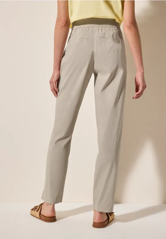 Legere Sommerhose mit Tunnelzug