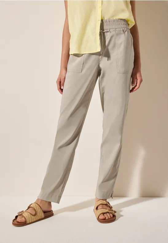 Legere Sommerhose mit Tunnelzug