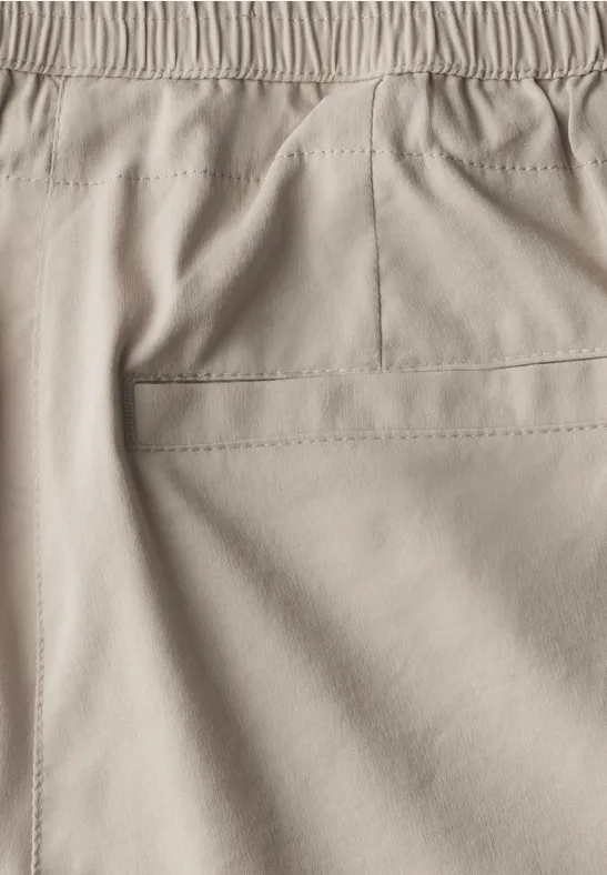 Legere Sommerhose mit Tunnelzug