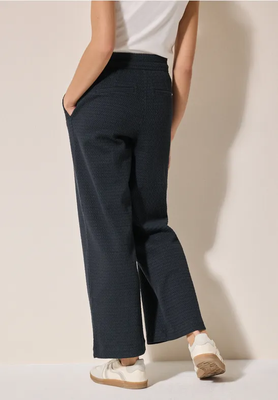 Strukturierte High-Waist Wide-Leg Hose