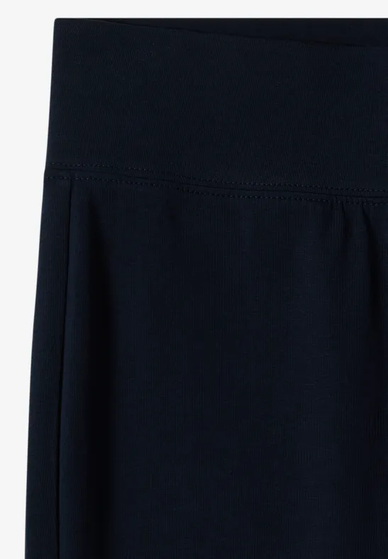 Essenzielle High-Waisted Capri-Leggings