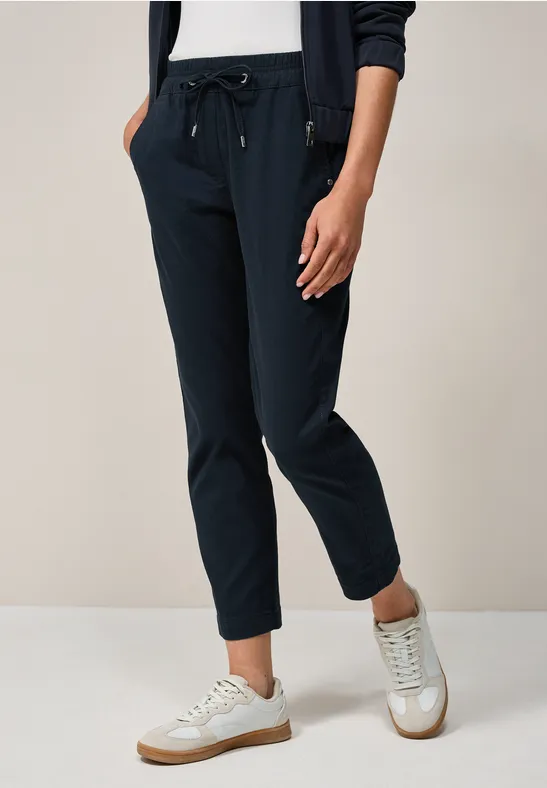 Leichte 7/8 Casual Fit Hose