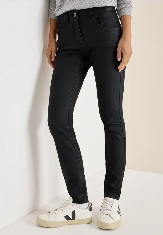 Beschichtete Slim-Fit-Hose in Lederoptik