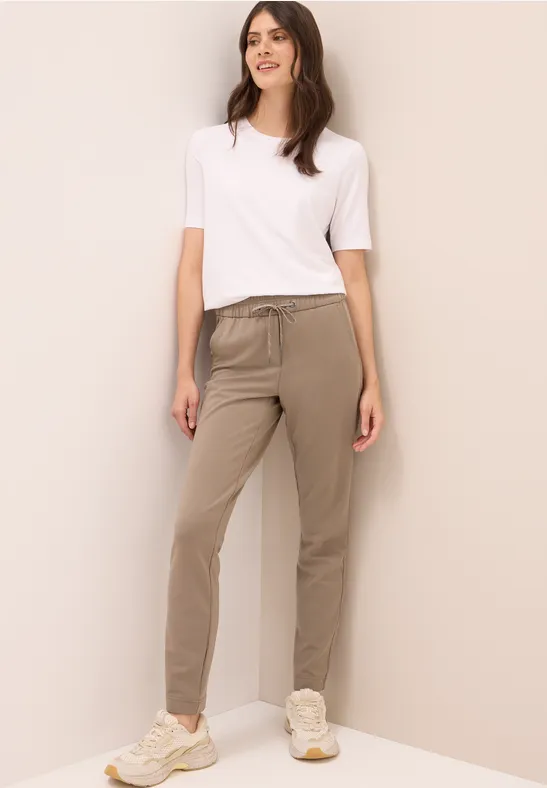 Jerseyhose mit schmalem Bein