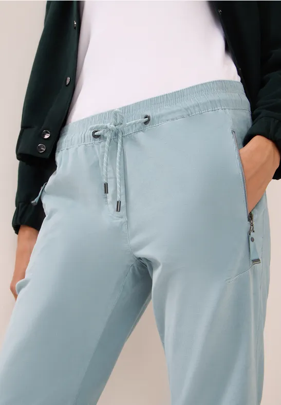 Feincordhose im Casual Fit