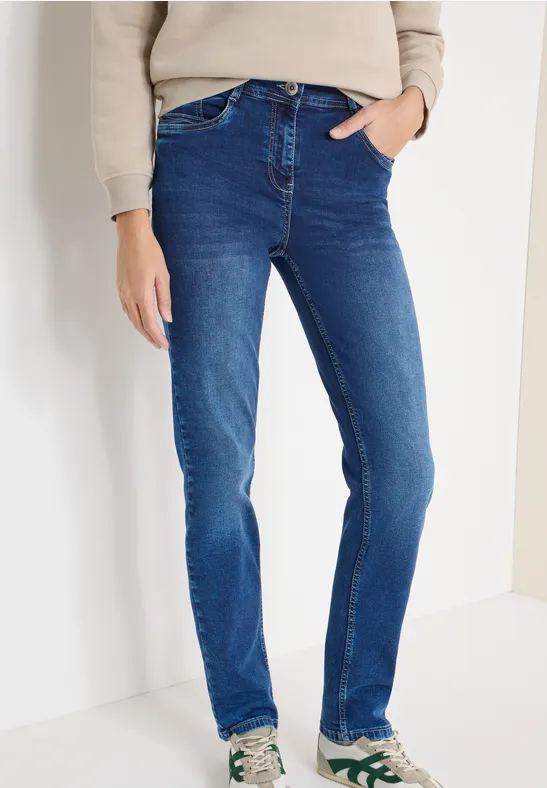 Hoch taillierte Jeans mit weitem Bein