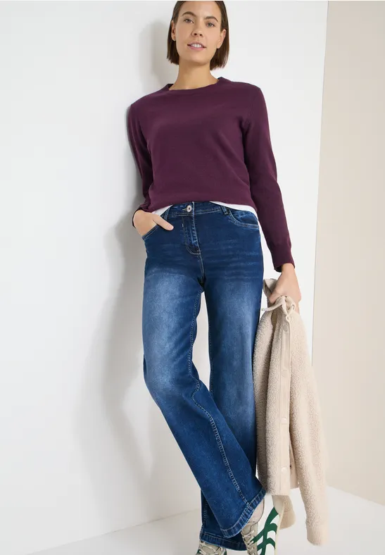 Hoch taillierte Jeans mit weitem Bein
