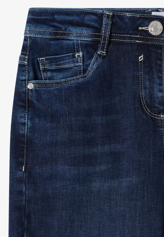 Hoch taillierte Jeans mit weitem Bein