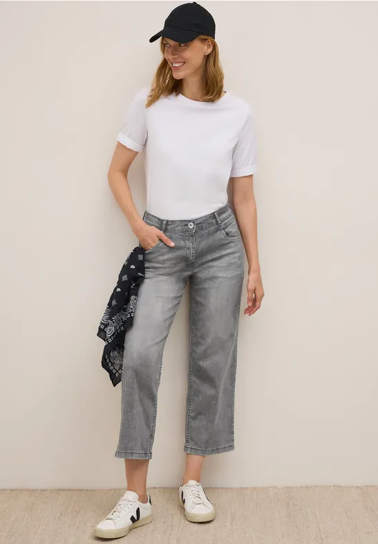 High-Waist Wide Leg Jeans verkürzt