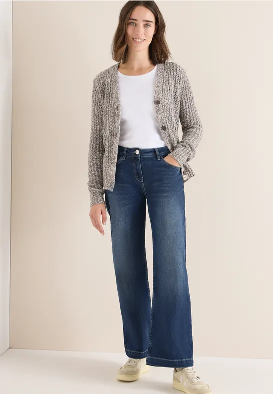 High-Waist Wide-Leg Jeans