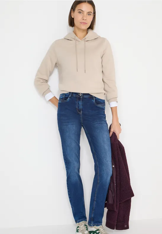 High-Waist Wide-Leg Jeans
