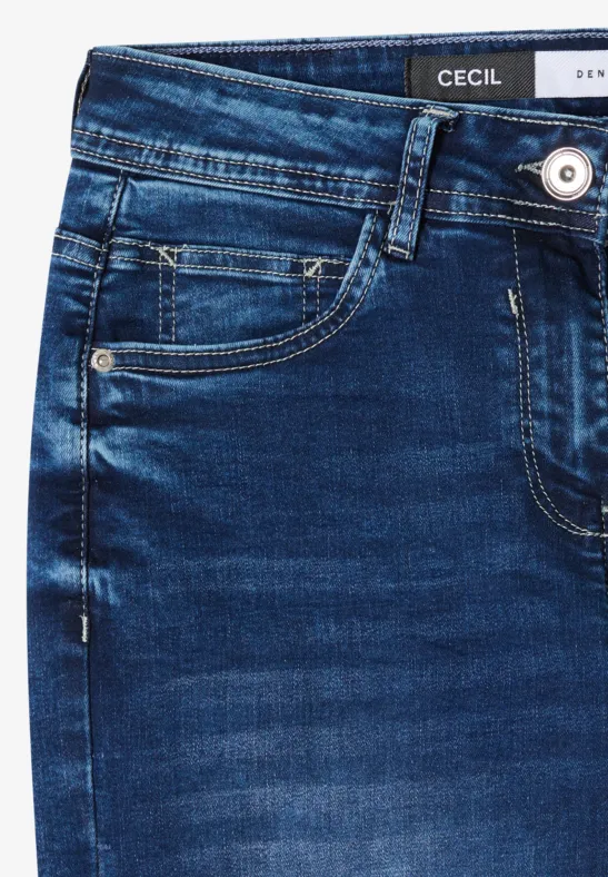 High-Waist Wide-Leg Jeans
