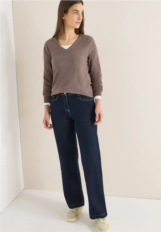 High-Waist Wide-Leg Jeans