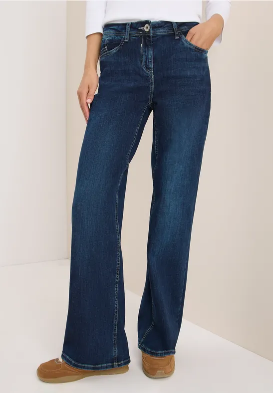 High-Waist Wide-Leg Jeans