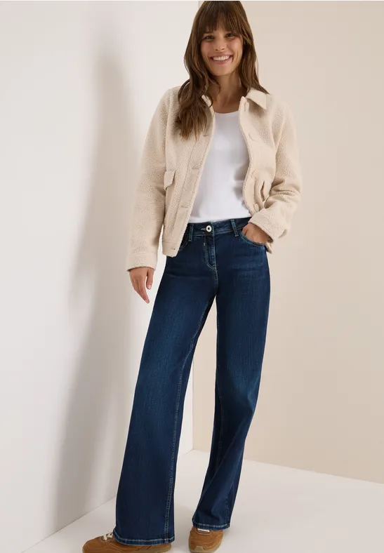 High-Waist Wide-Leg Jeans