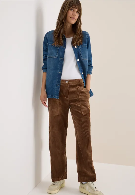 Weit geschnittene Cordhose mit hohem Bund