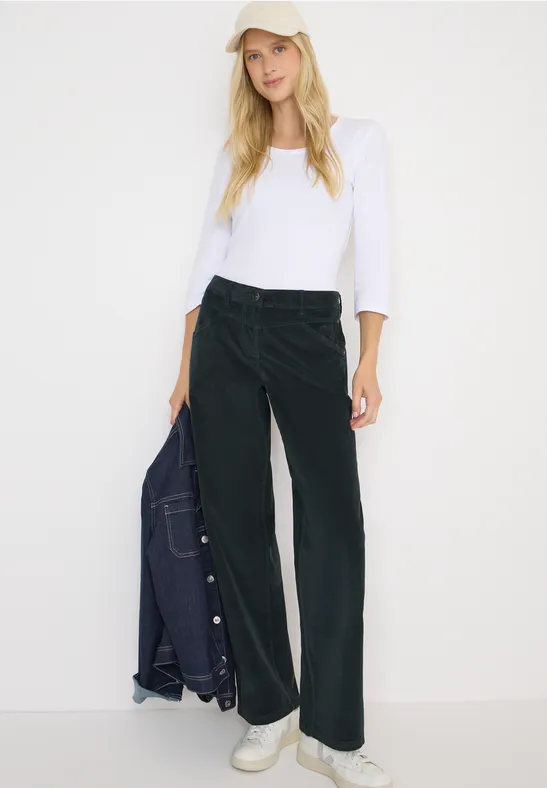 Weite Cordhose mit hohem Bund