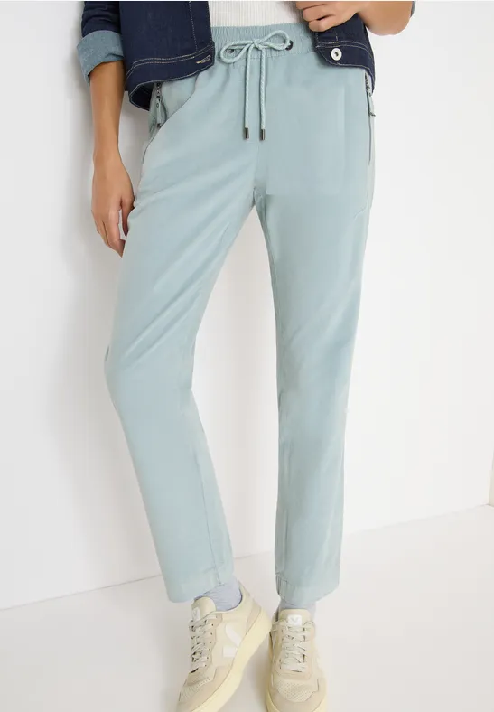 Cordhose im Casual Fit