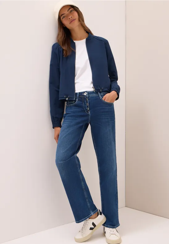 Relaxte Wide Leg Denim Hose