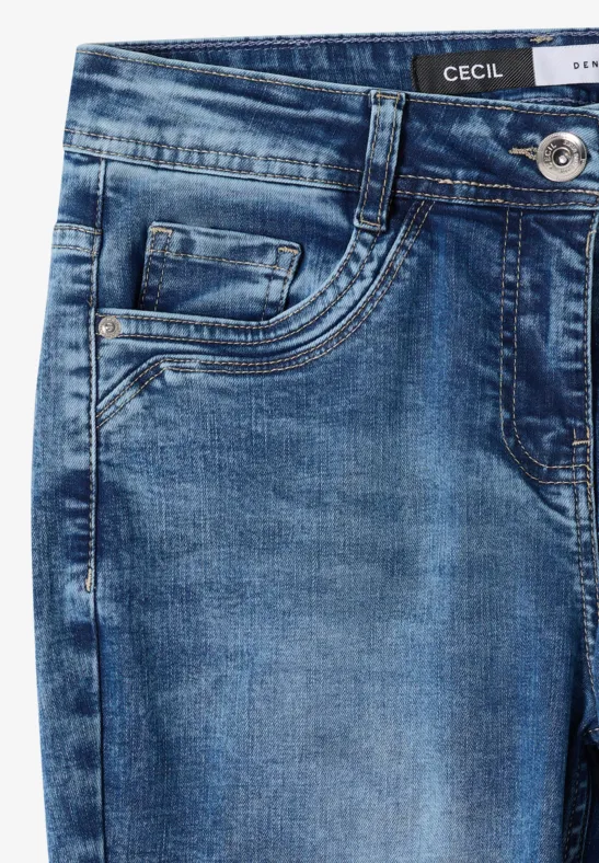 Casual Mid-Rise Straight-Cut
