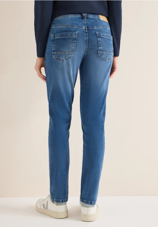 Casual Mid-Rise Straight-Cut