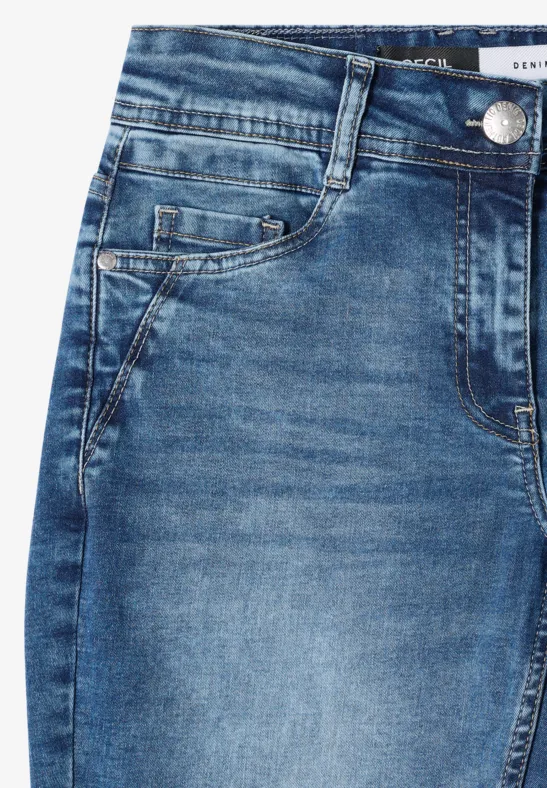 Casual Mid-Rise Straight-Cut