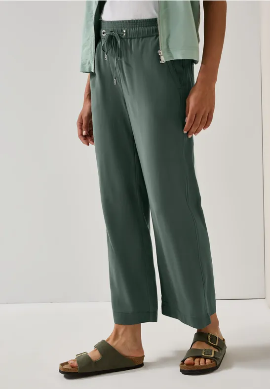 Lockere 7/8 Hose mit geradem Bein