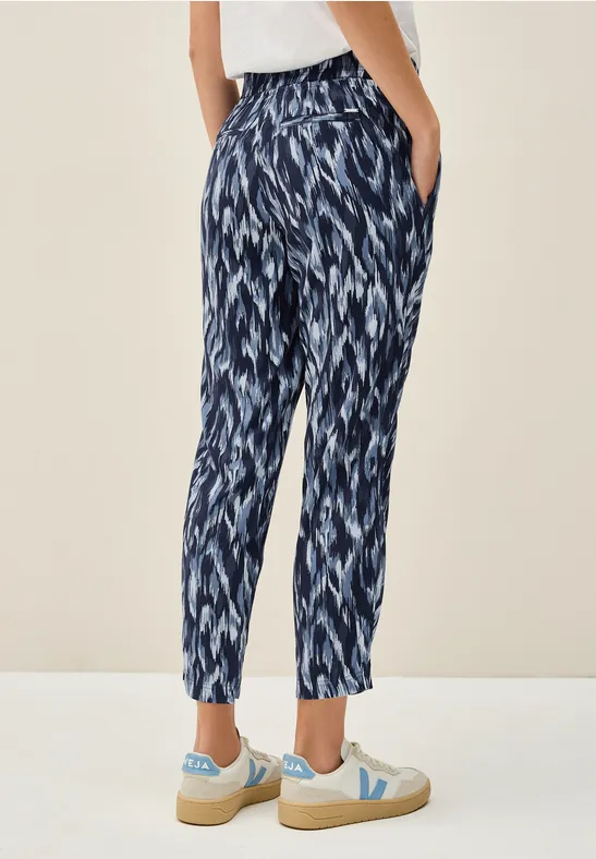 Casual-Fit-Hose mit Ikat-Print