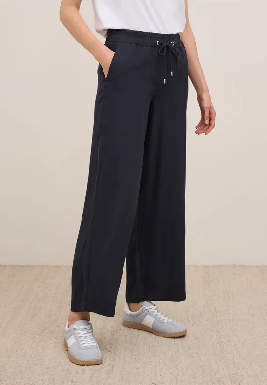 Strukturhose mit weitem Bein und Tunnelzug