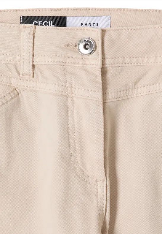 Gerade geschnittene Hose mit hohem Bund
