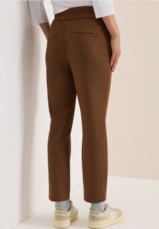 Velourhose mit Tunnelzug und schmalem Bein