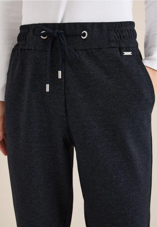 Legere Slim-Leg-Hose mit Tunnelzug