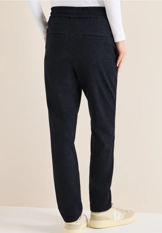Legere Slim-Leg-Hose mit Tunnelzug