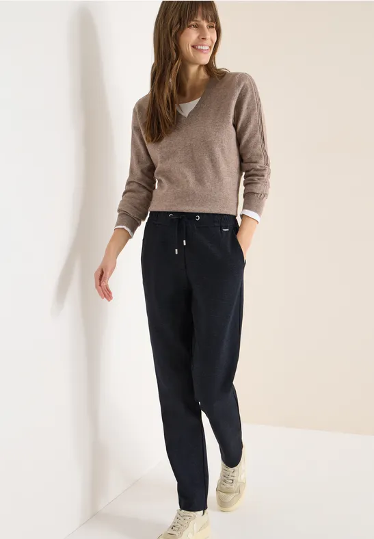 Legere Slim-Leg-Hose mit Tunnelzug