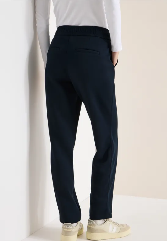 Legere Slim-Leg-Hose mit Tunnelzug