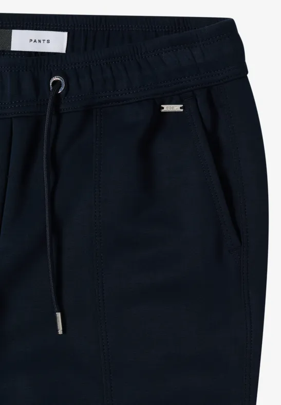 Legere Slim-Leg-Hose mit Tunnelzug