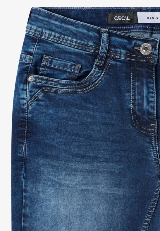 Schmal geschnittene Casual Fit Jeans