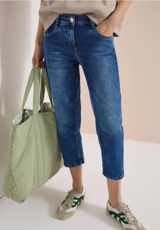 Lässige Mid-Rise Capri-Jeans