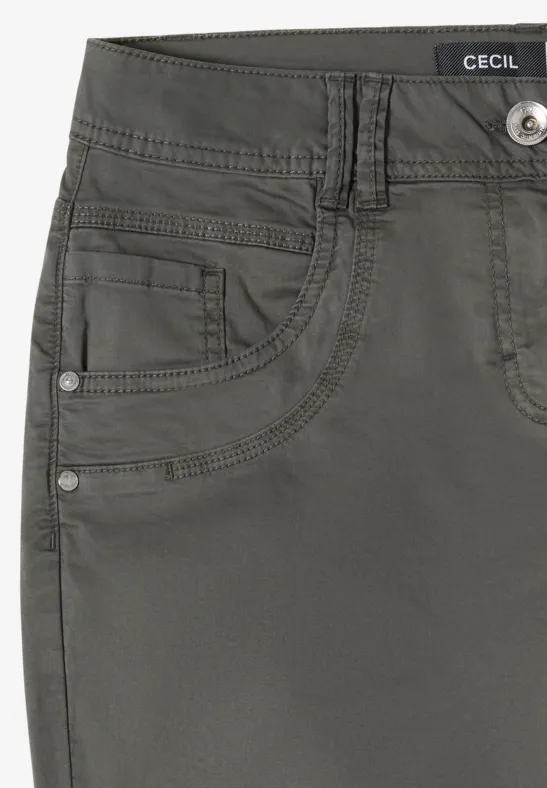 Casual Slim-Leg 7/8 Hose