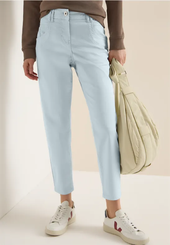 Mid-Waist Slim Leg 7/8 Hose