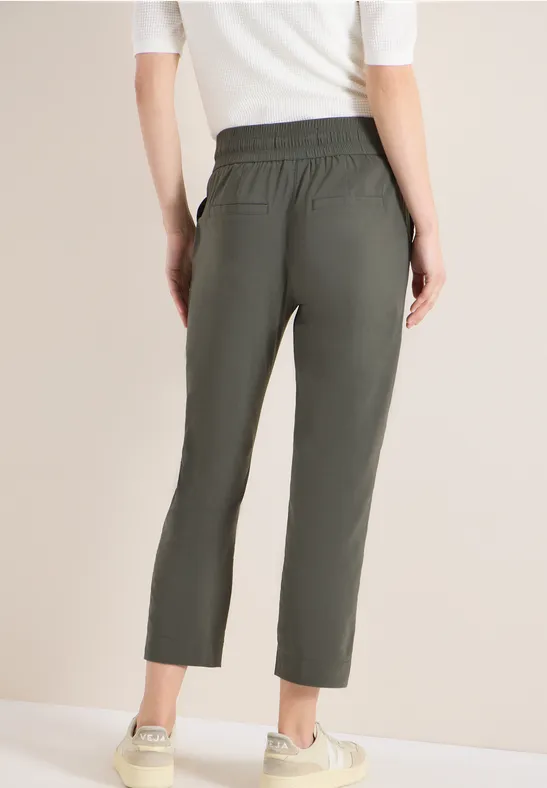 7/8 Casual Slim Leg Hose