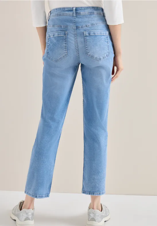 High-Waist Straight-Leg-Stretch-Jeans