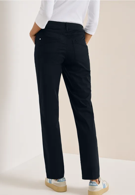 Gerade geschnittene High-Waist-Hose